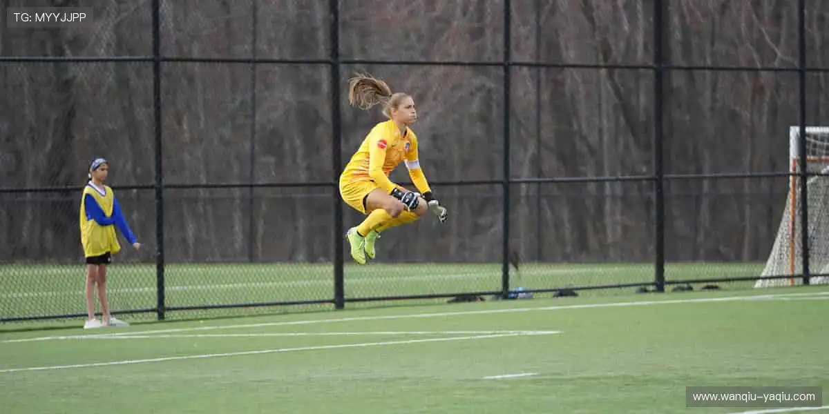 📱 弹幕互动,让观赛更有温度!